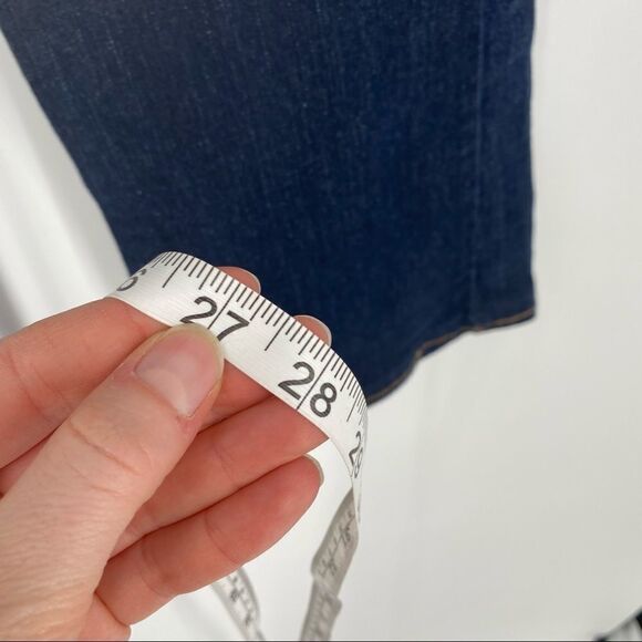 Levi's 515 Bootcut Perfectly Slimming Jeans Size 6 Short dark wash - Picture 6 of 8